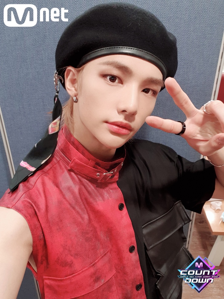 Hyun-Jin Hwang Hyun-Jin Hwang