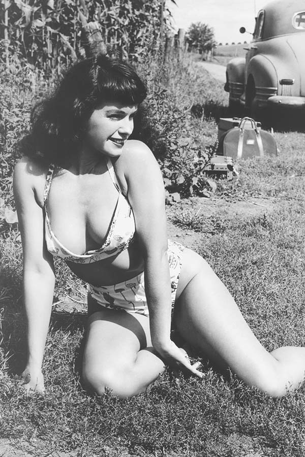 Bettie Page: Unbound Bettie Page: Unbound