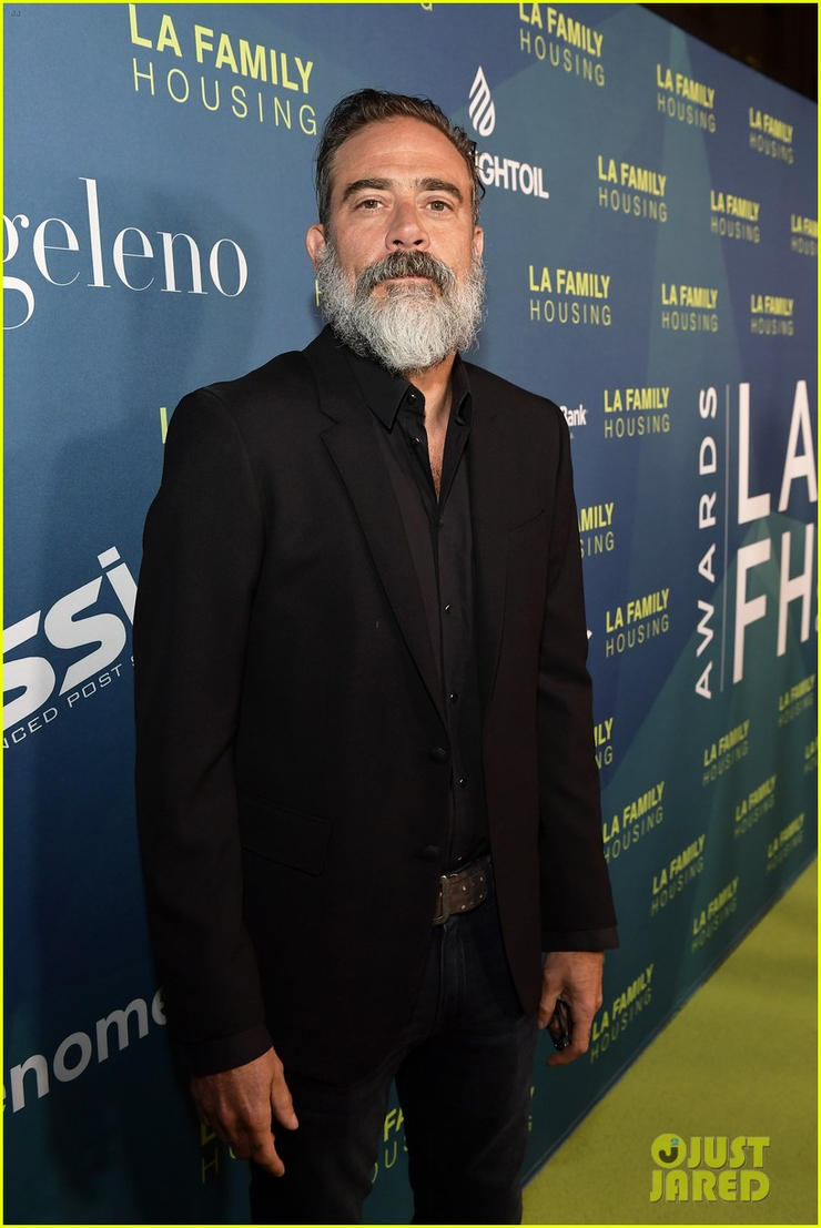 Jeffrey Dean Morgan