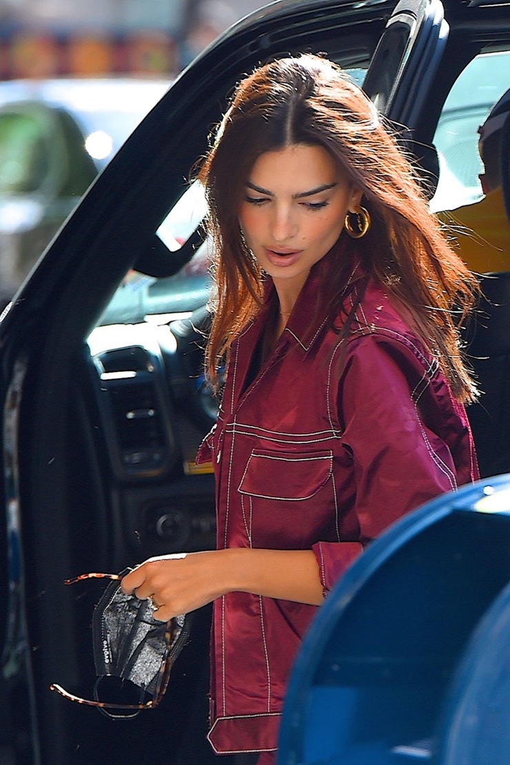 Emily Ratajkowski