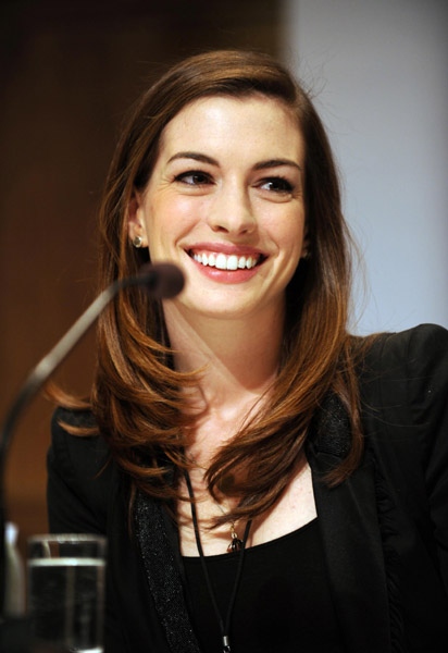 Anne Hathaway