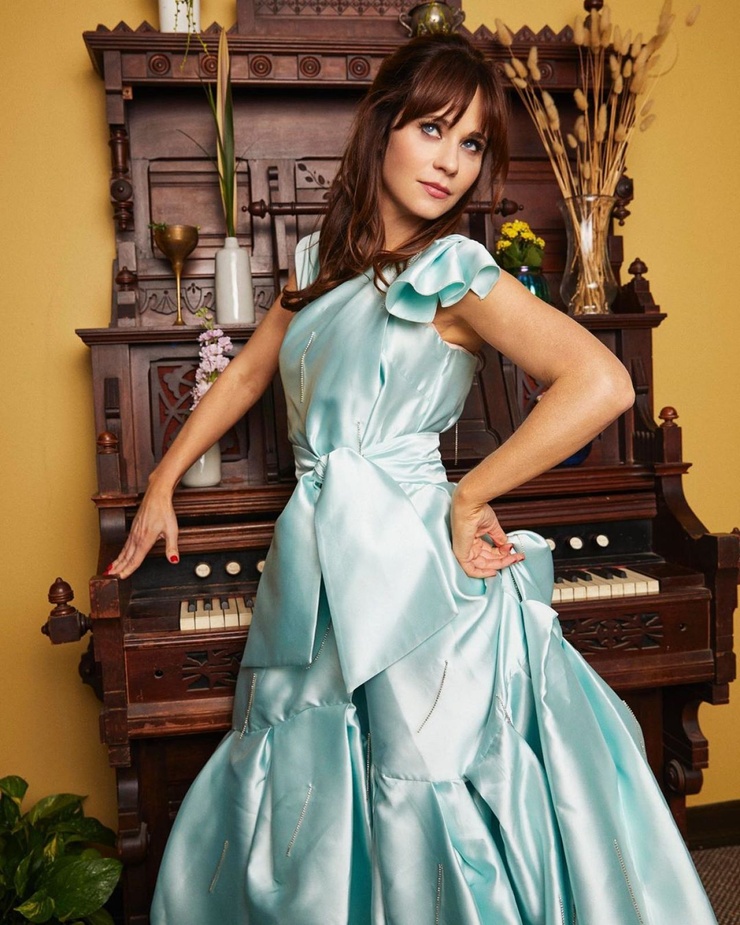 Zooey Deschanel Zooey Deschanel