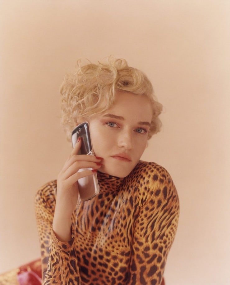 Julia Garner