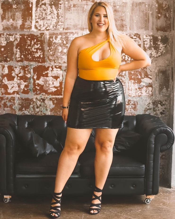 Sophie Turner (Plus Size)