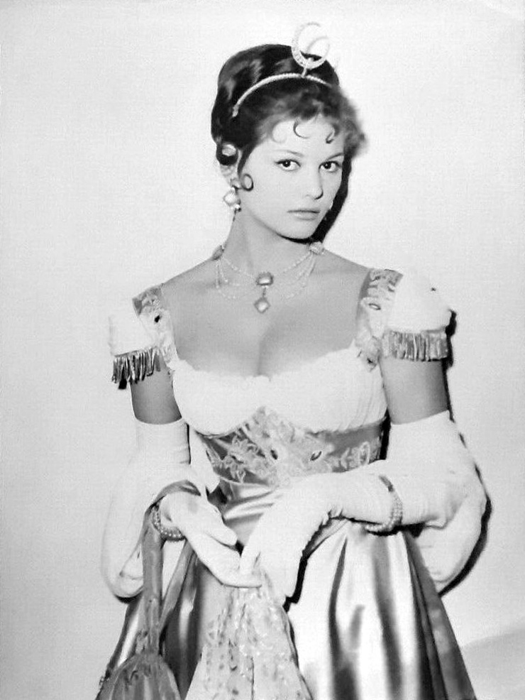 Claudia Cardinale