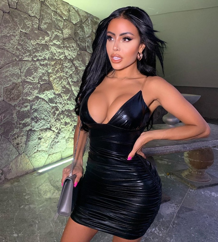 Chloe Saxon Chloe Saxon
