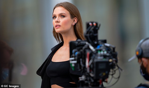 Josephine Skriver