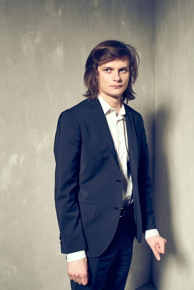 Charlie Tahan