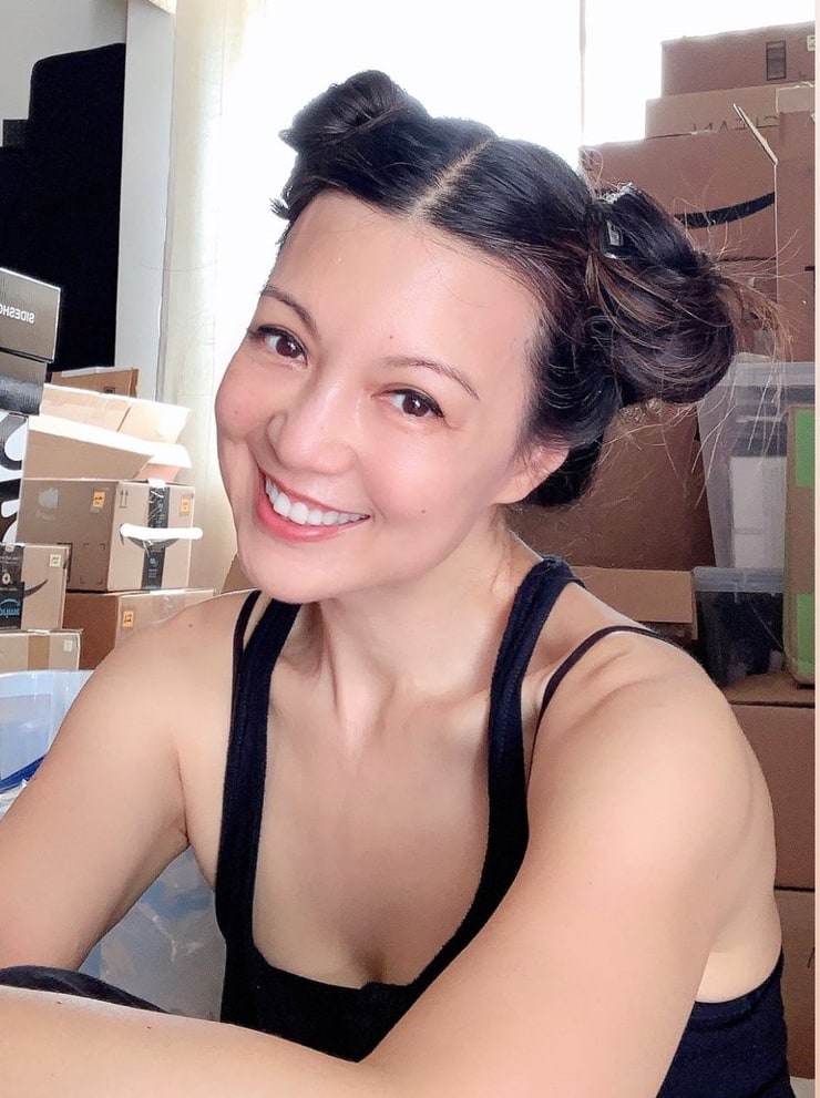 Ming-Na Wen