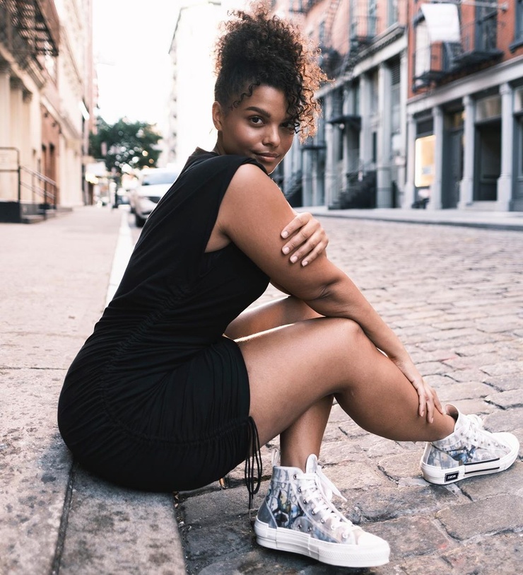 Leslie Sidora