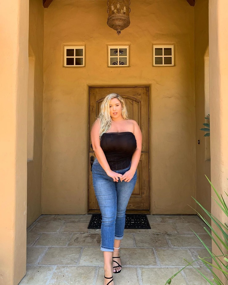 Picture of Lauren Sangster