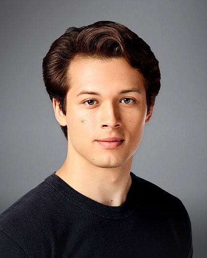 Leo Howard