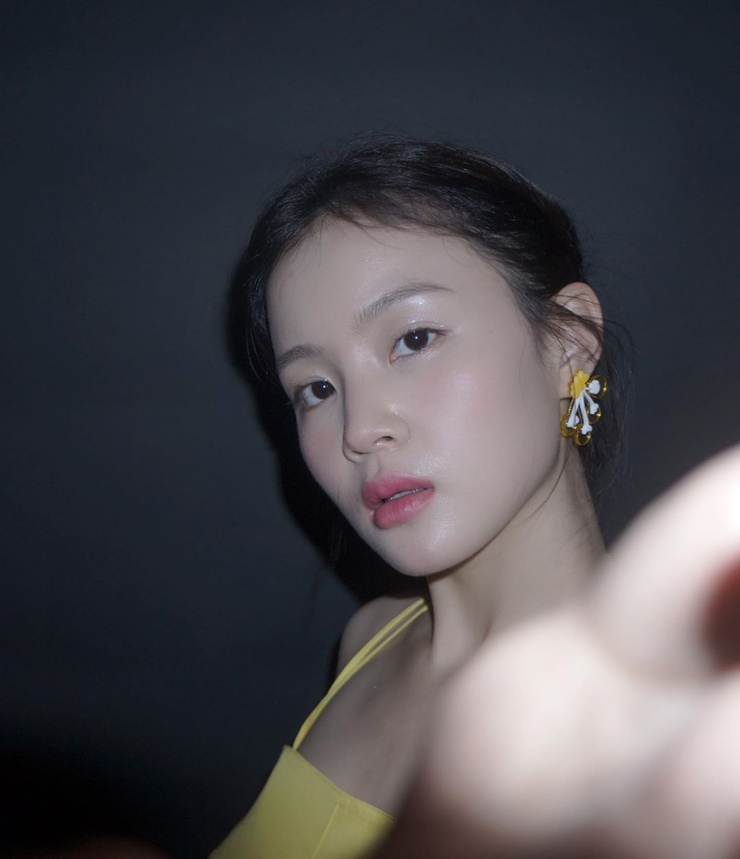 Lee Ha Yi