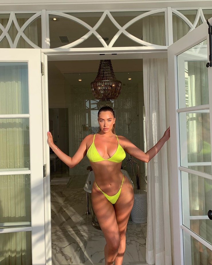 Anastasia Karanikolaou Anastasia Karanikolaou