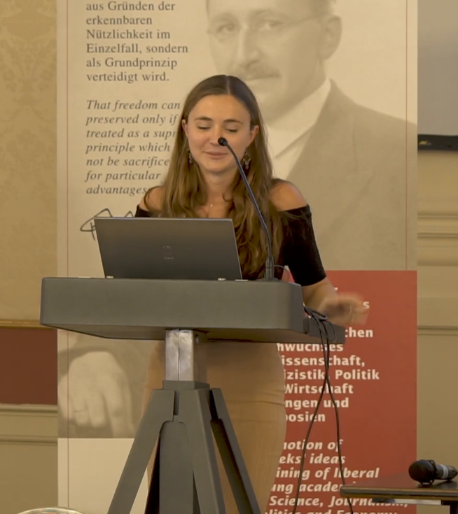 Larissa Fußer Larissa Fußer