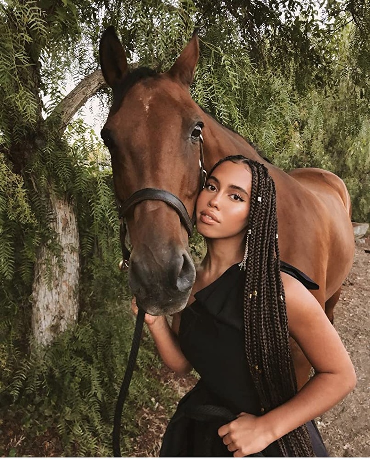 Asia Monet Ray