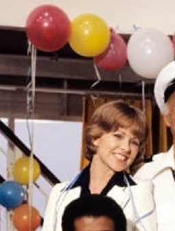Lauren Tewes