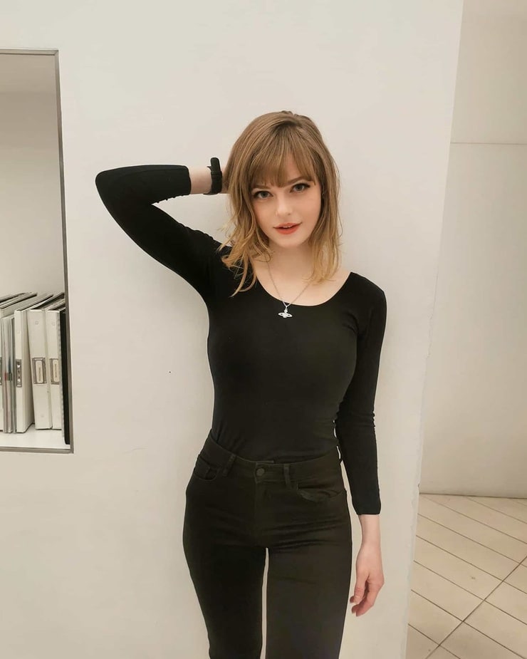 Ella freya фото