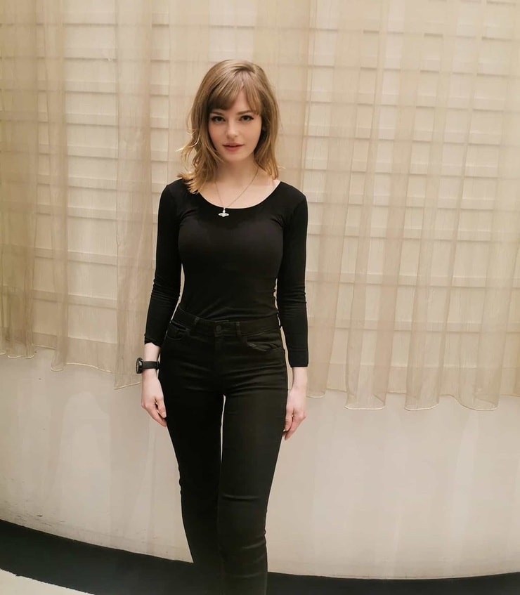 Ella Freya