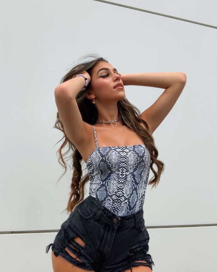 Julia Merekoulias picture