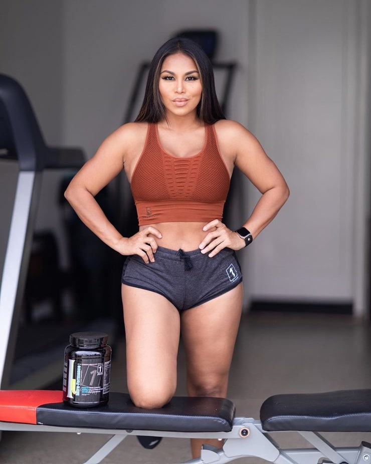 Dolly Castro