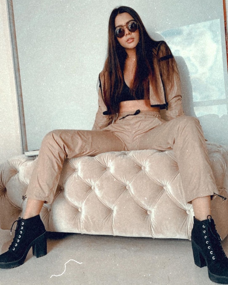 Ruhi Singh Ruhi Singh