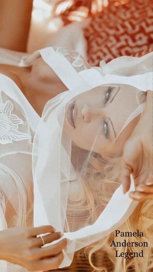 Pamela Anderson Pamela Anderson