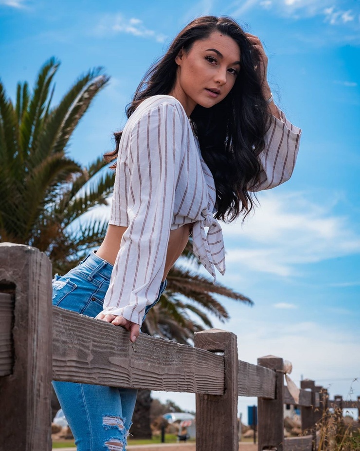 Cailey Lonnie(03)
