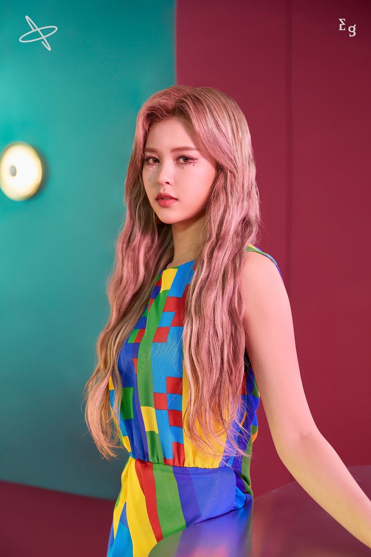 EVERGLOW EVERGLOW