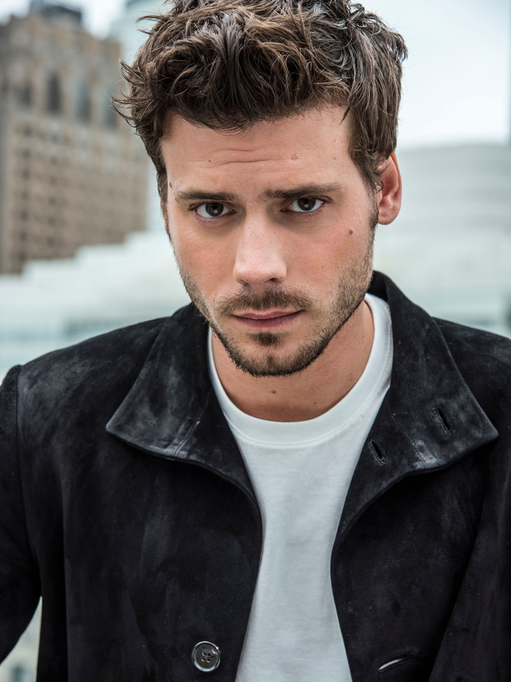 François Arnaud François Arnaud