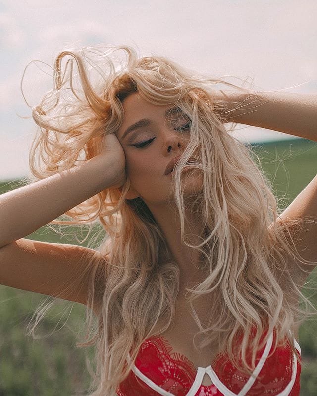 polina lebedeva polina lebedeva