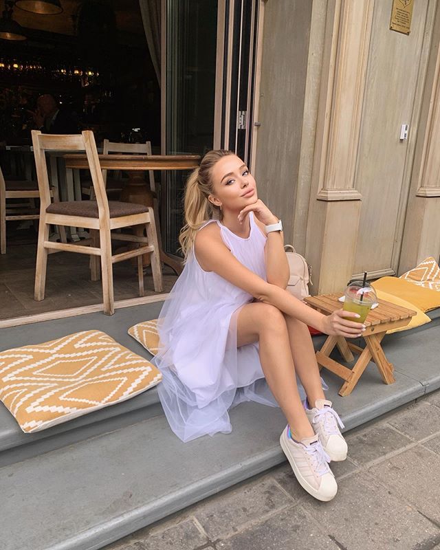 polina lebedeva