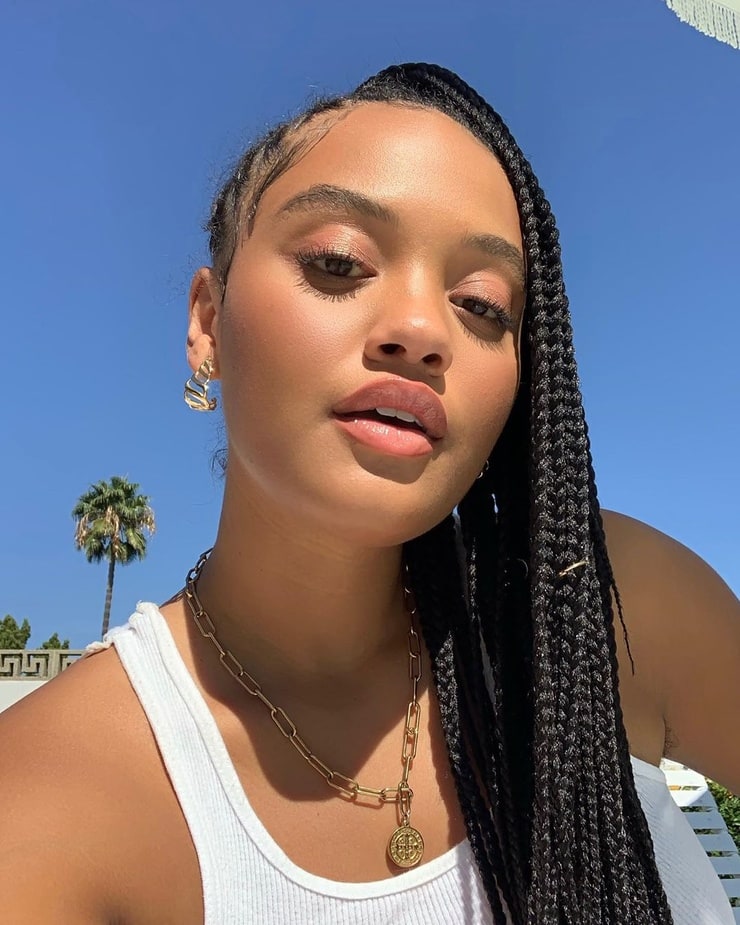 Kiersey Clemons