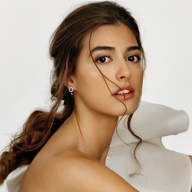 Ana Stefanescu Ana Stefanescu