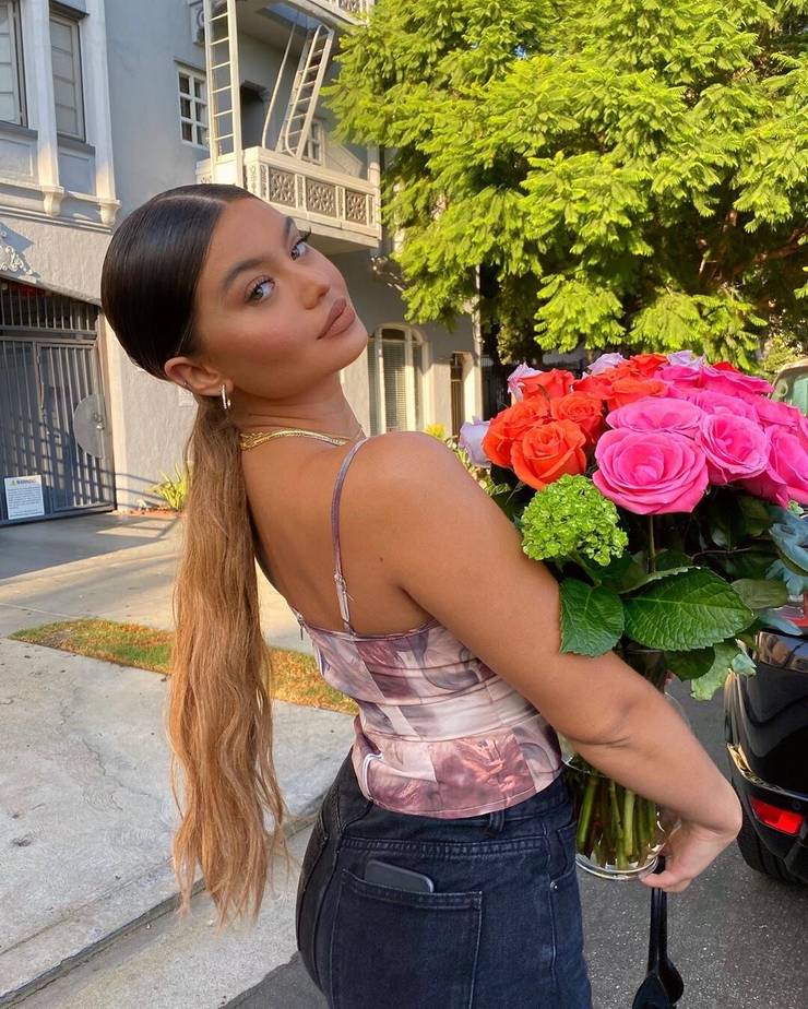 Sofia Jamora Sofia Jamora