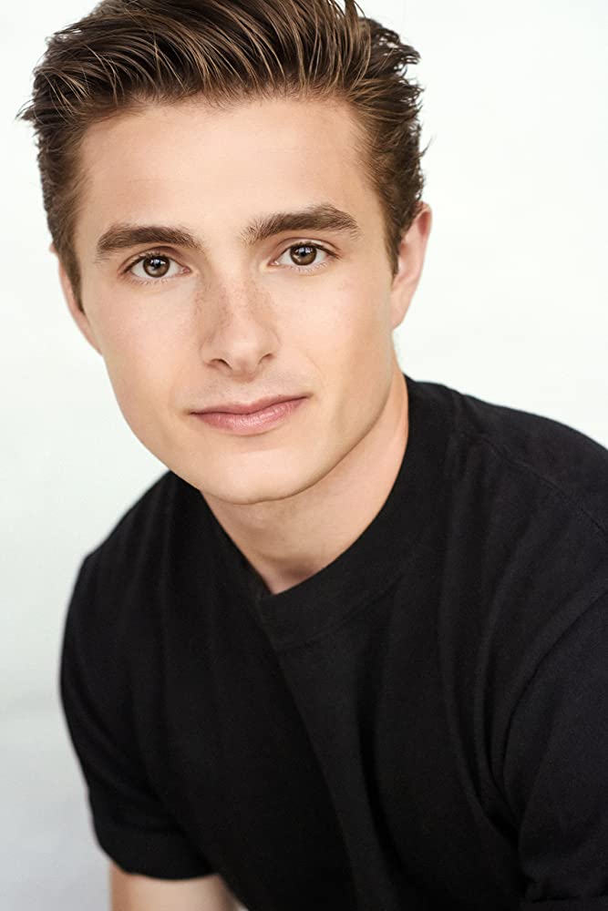 Gino Anania