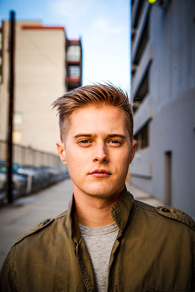 Lucas Grabeel