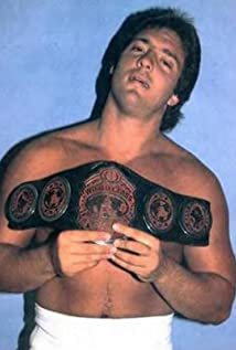 Gino Hernandez