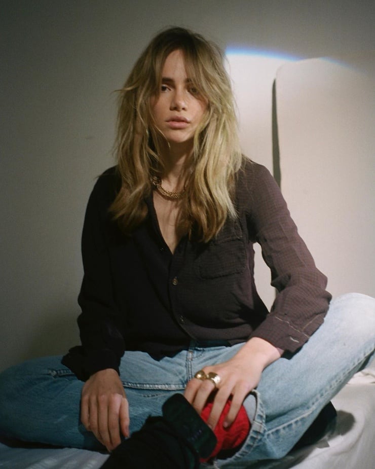 Suki Waterhouse picture