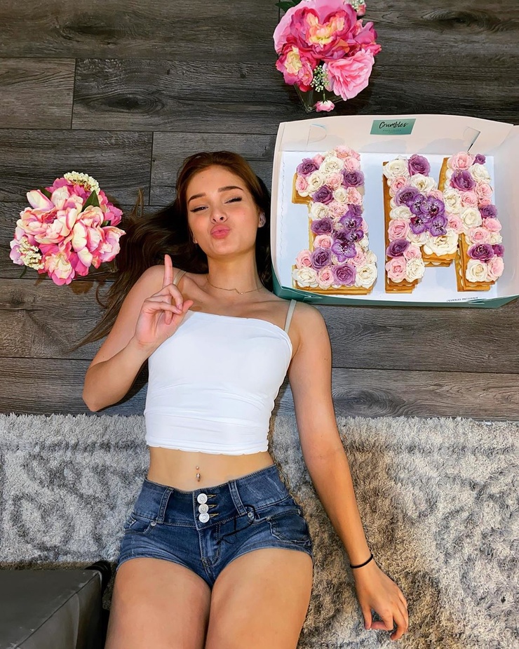 Brighton Sharbino Brighton Sharbino