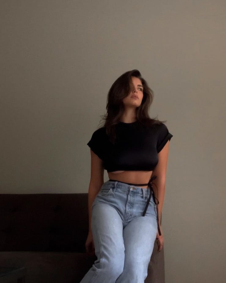 Lauren Searle Lauren Searle