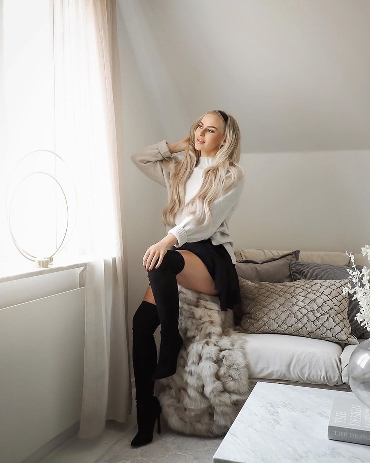 ANNA NYSTRÖM ANNA NYSTRÖM