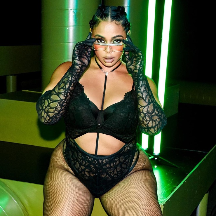 Tabria Majors