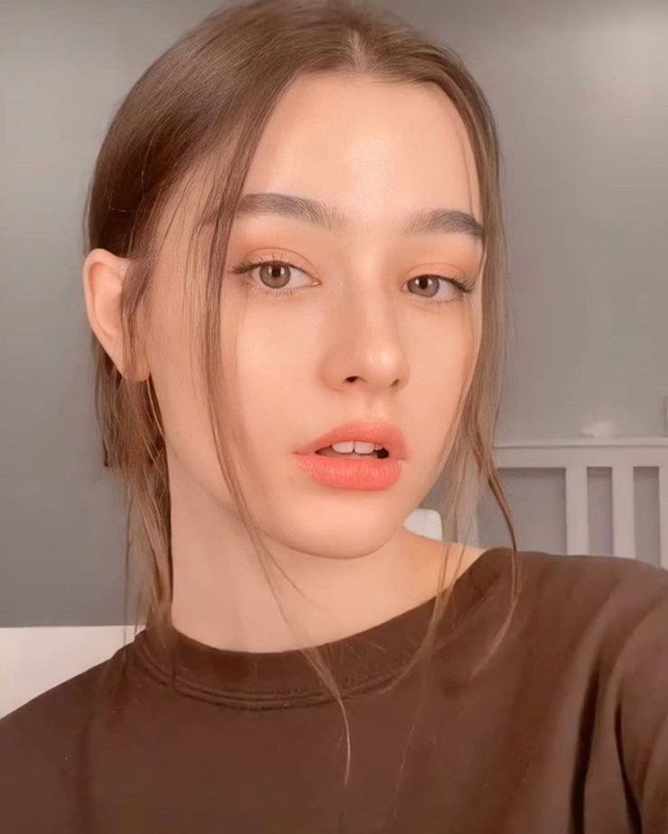 Picture of Dasha Taran (II)