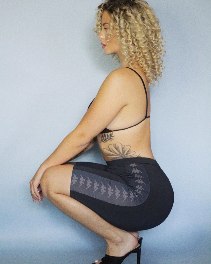 Ashley Resch