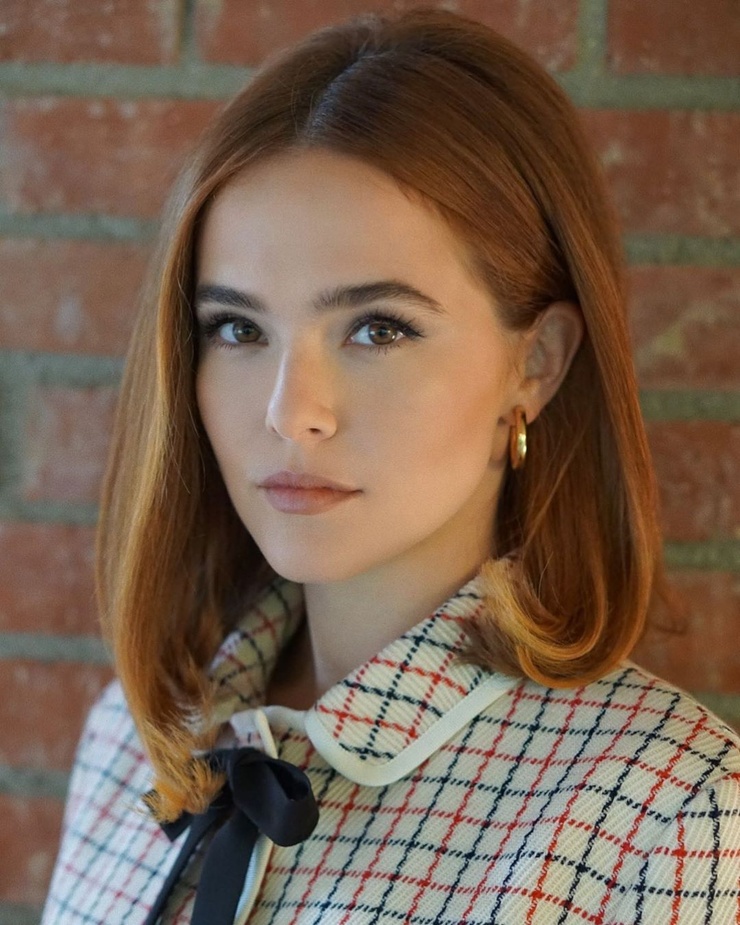 Zoey Deutch Zoey Deutch