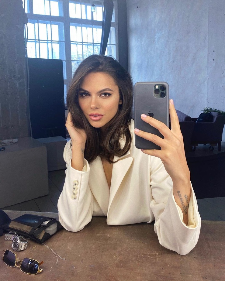 Viki Odintcova Viki Odintcova