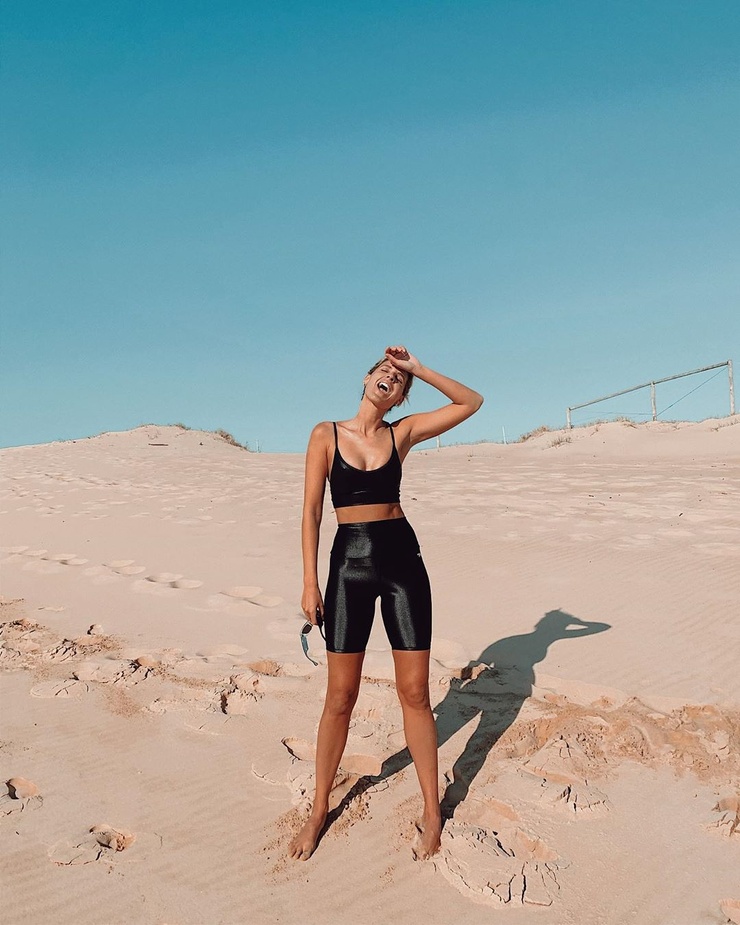 Laura Dundovic