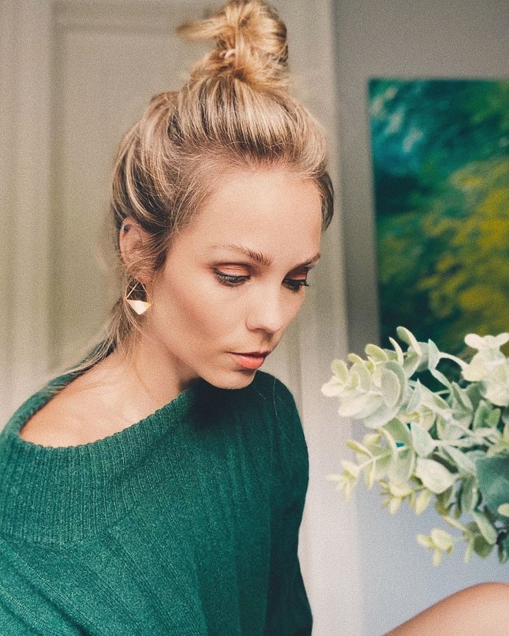 Laura Vandervoort Laura Vandervoort