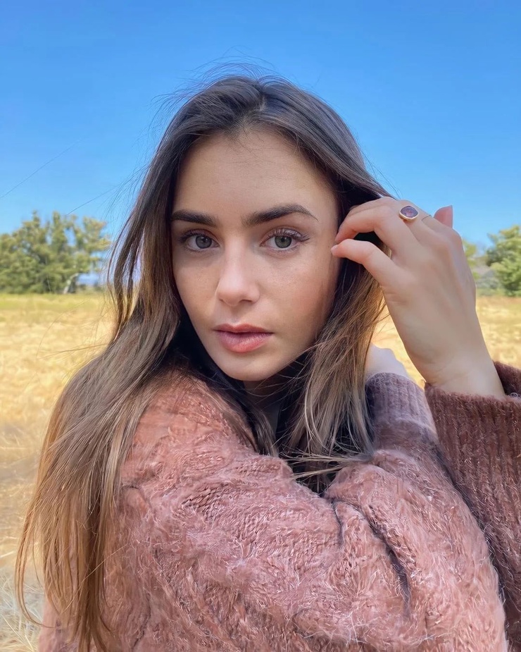 Lily Collins Lily Collins
